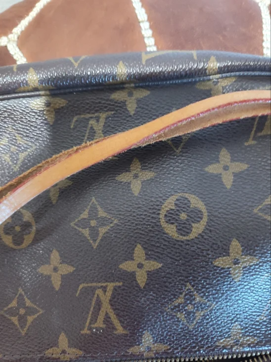 Louis Vuitton Monogram Small Bags (2) - Picture 9 of 16